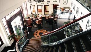 Hotel Equator Surabaja Exteriér fotografie